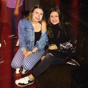 Meet your Posher, Lauren